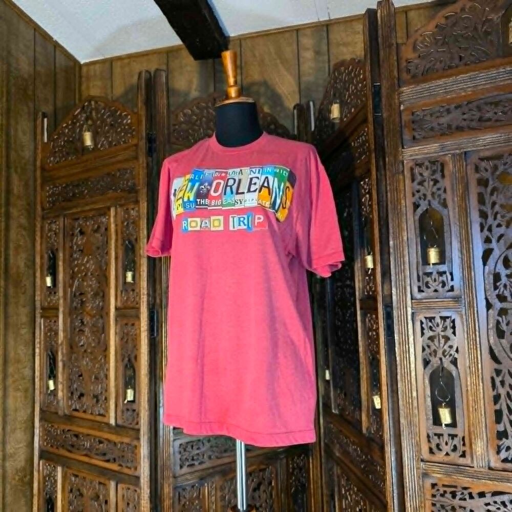New Orleans License Plate Graphic T-Shirt — Size Medium | Never Worn